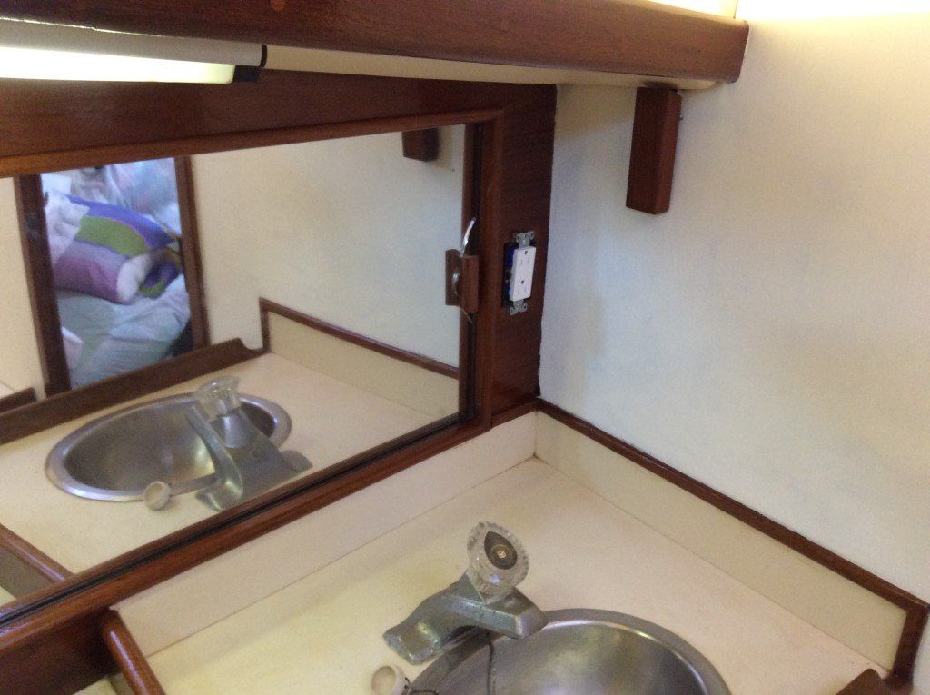 1984 Nonsuch 36 Sail Boat for Sale - www.lighthouseyachting.com