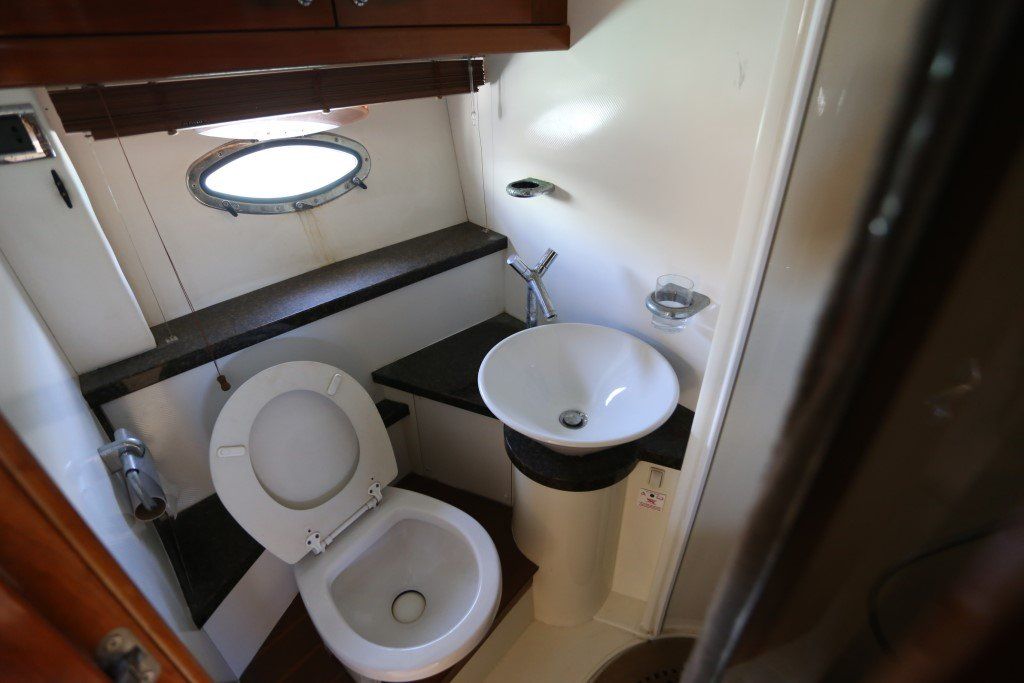 2003 Sunseeker Sportfisher 37 Power Boat For Sale - www.lighthouseyachting.com