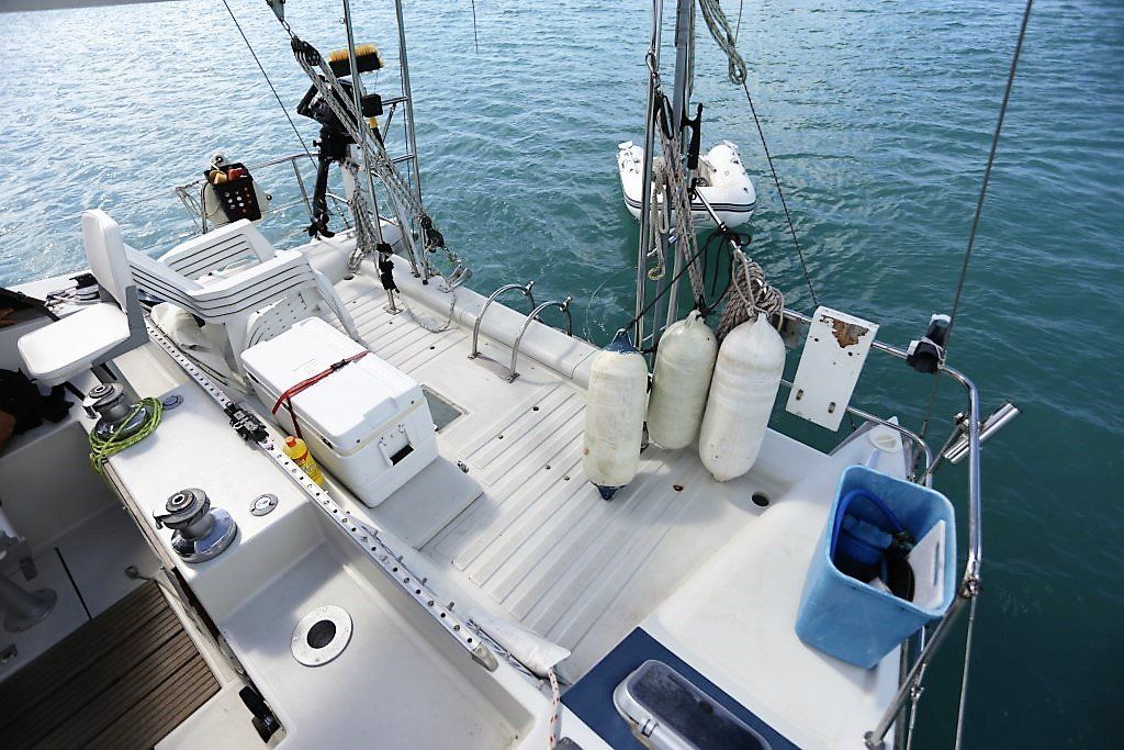 1989 Prout Snowgoose 37 Elite Sailing Boat For Sale - www.lighthouseyachting.com