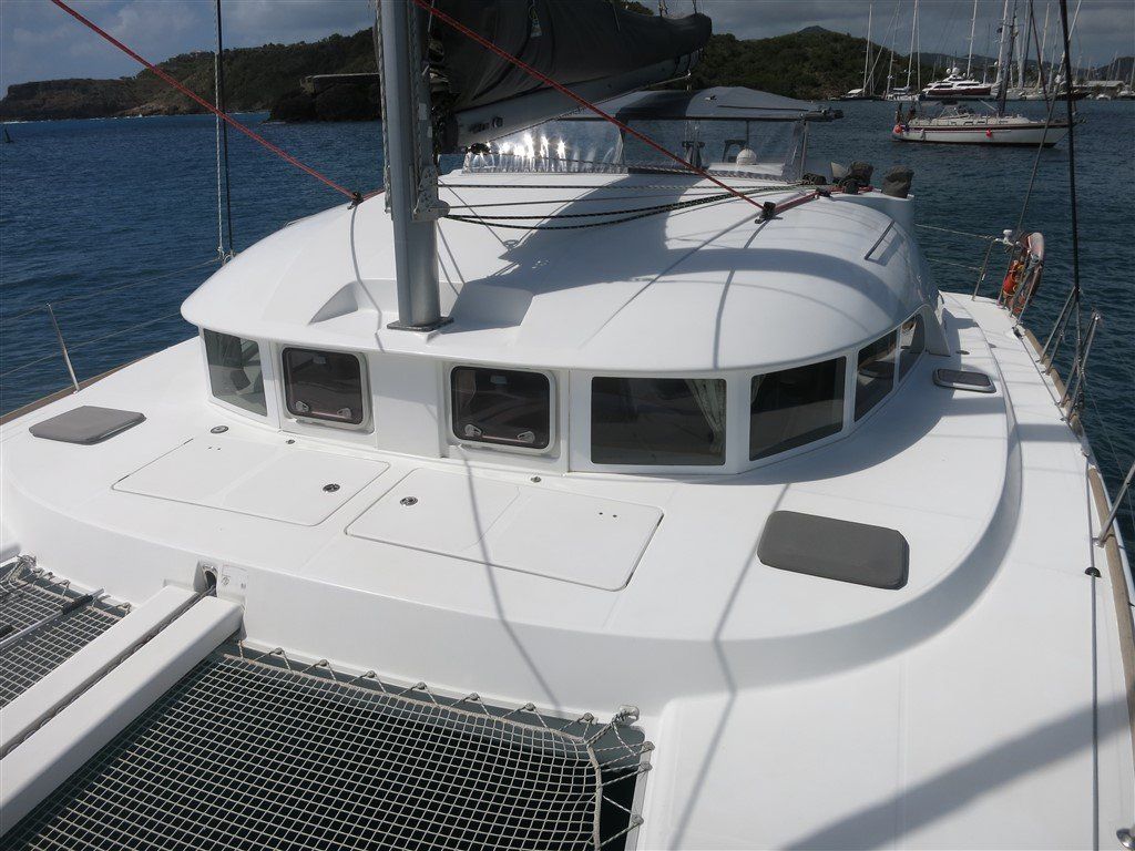 2007 Lagoon 380 S2 deck