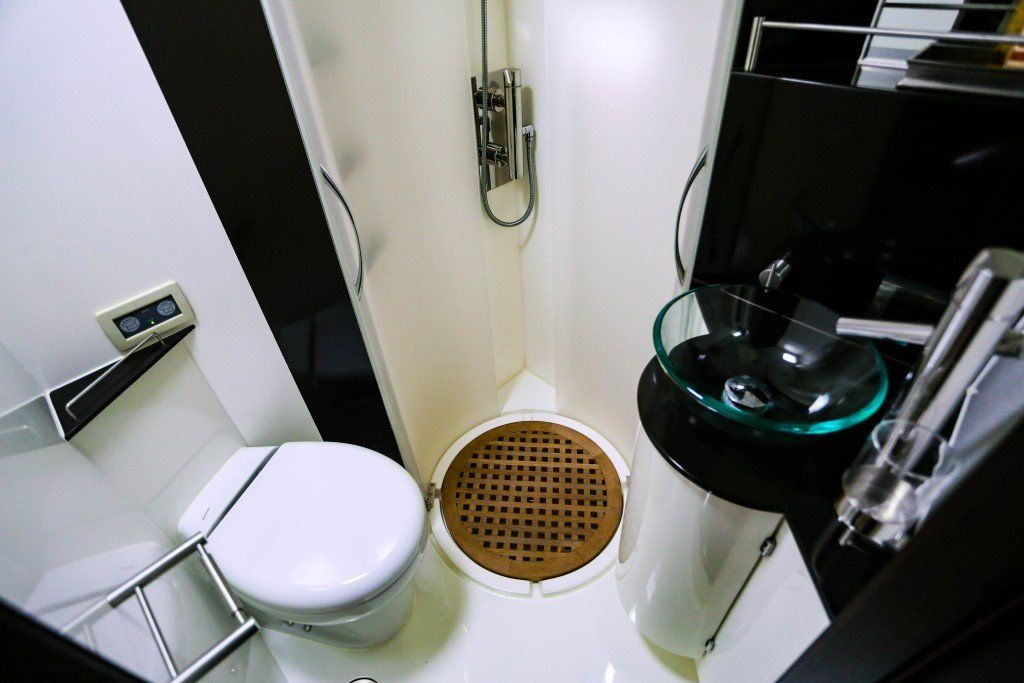 2009 Sunreef Power 70 Power Boat For Sale - www.lighthouseyachting.com