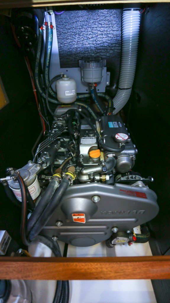 Beneteau Oceanis 45 engine