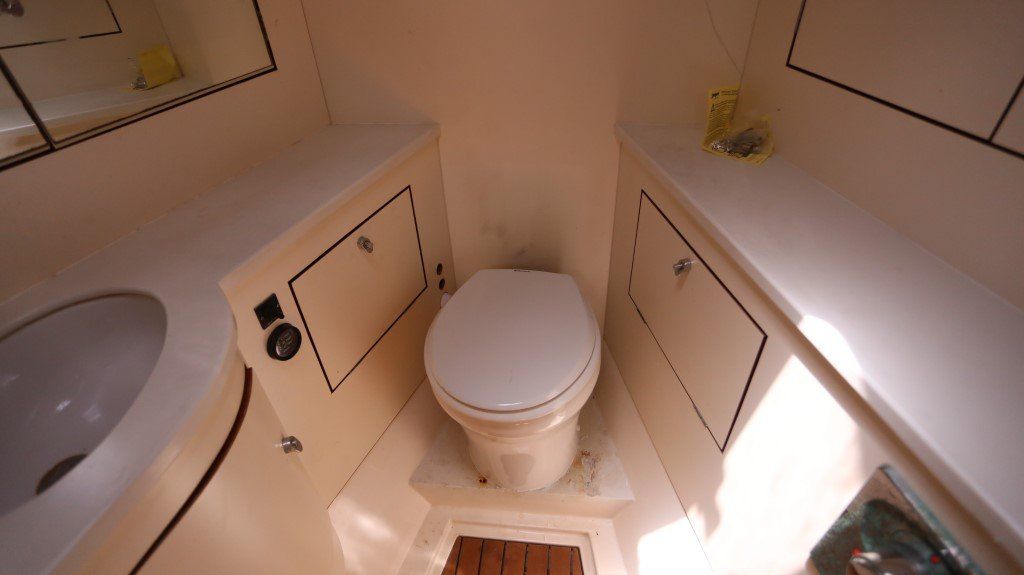 1996 Oyster 485 Deck Saloon Sail Boat For Sale - www.lighthouseyachting.com