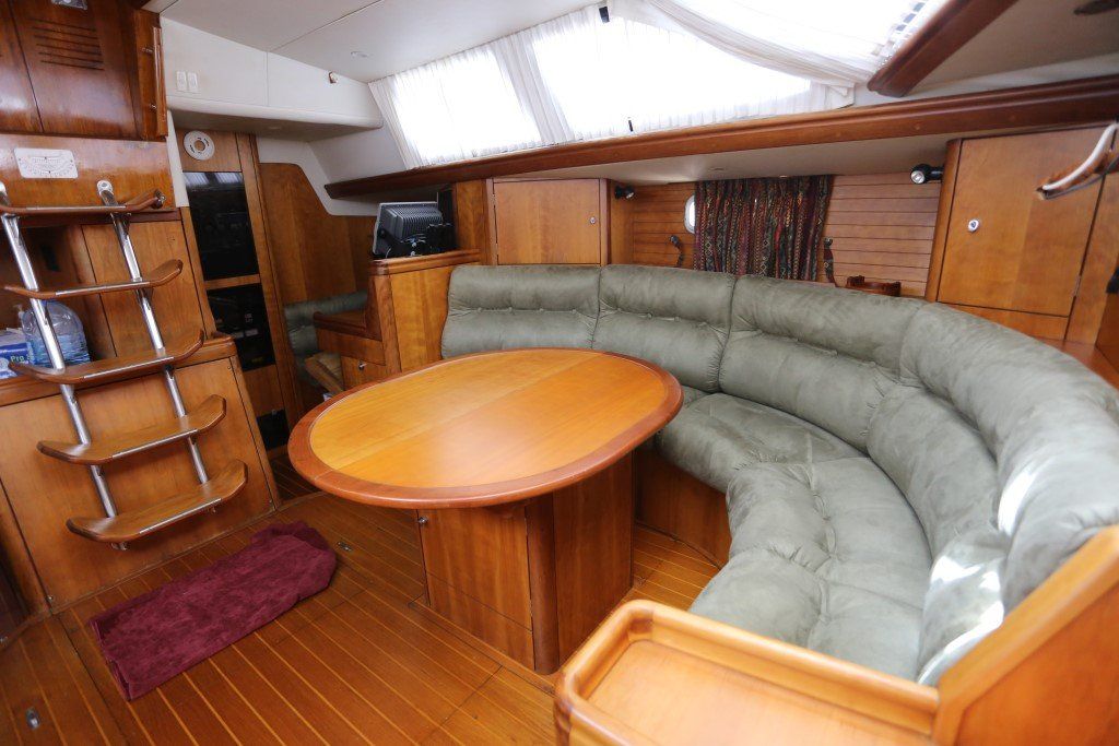 1996 Oyster 485 Deck Saloon Sail Boat For Sale - www.lighthouseyachting.com