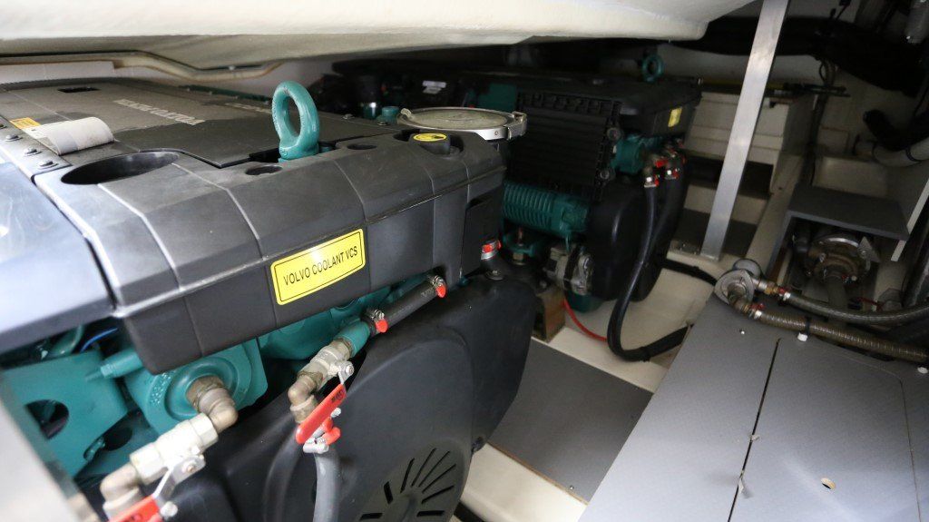 2017 Prestige 500S Volvo IPS 600 engine