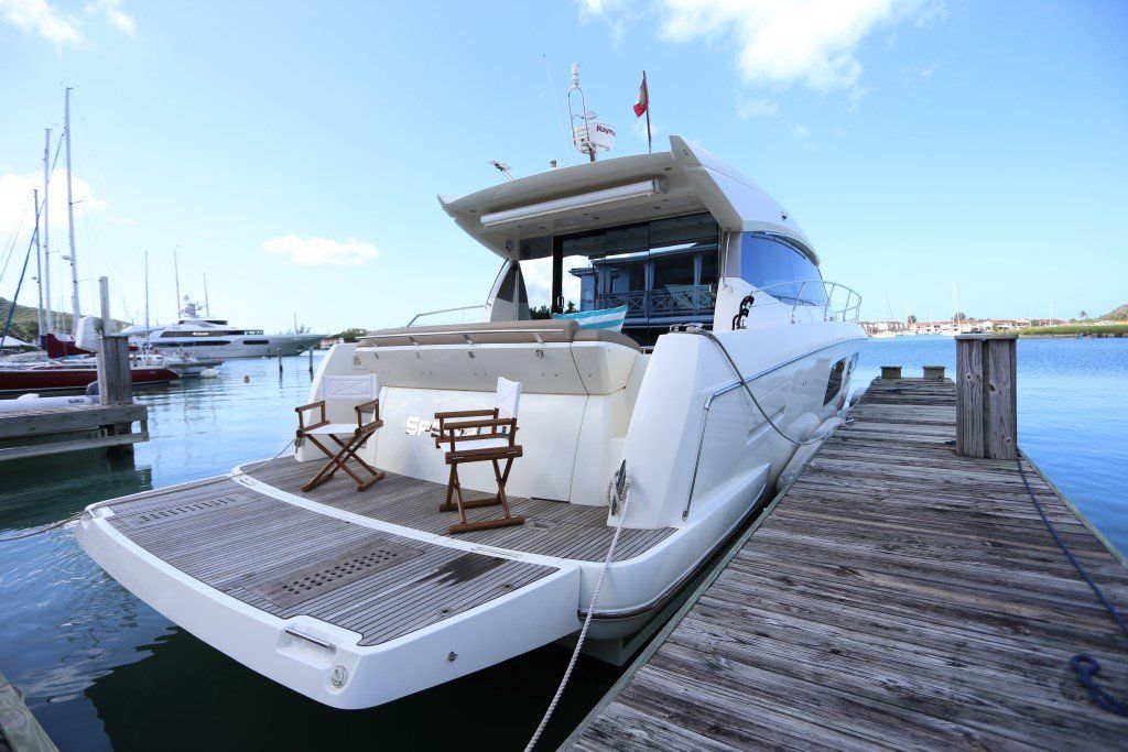 2017 Prestige 500S hydraulic swim platform