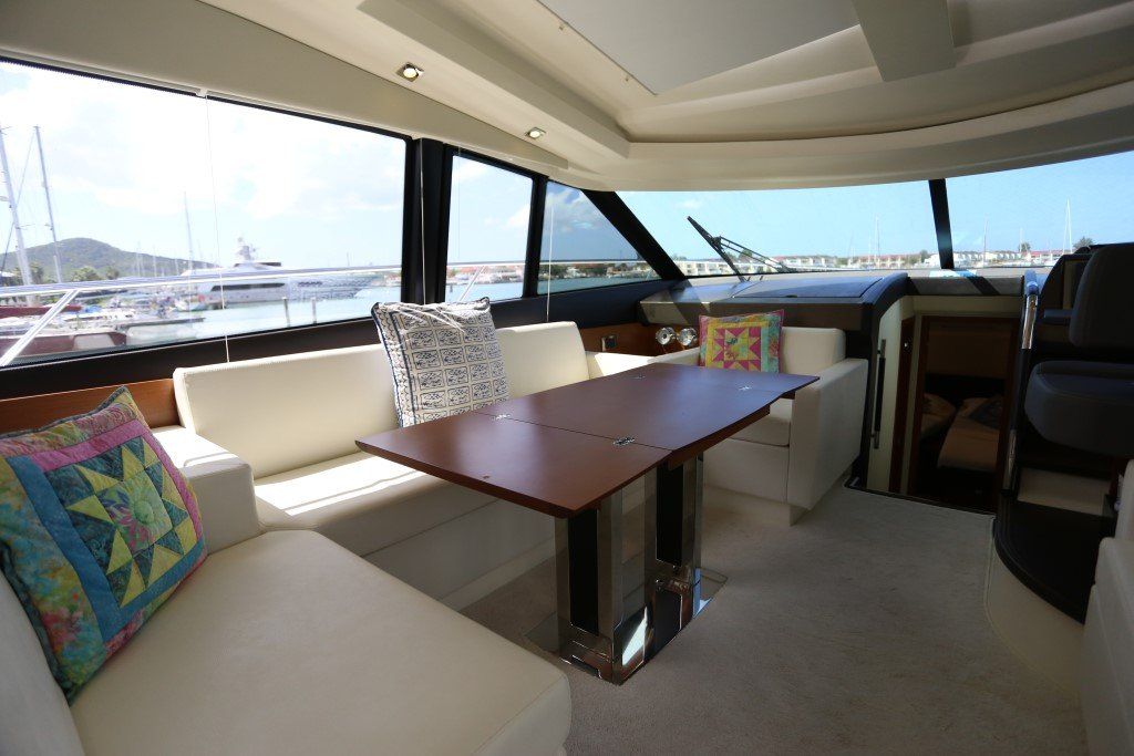 2017 Prestige 500S salon table