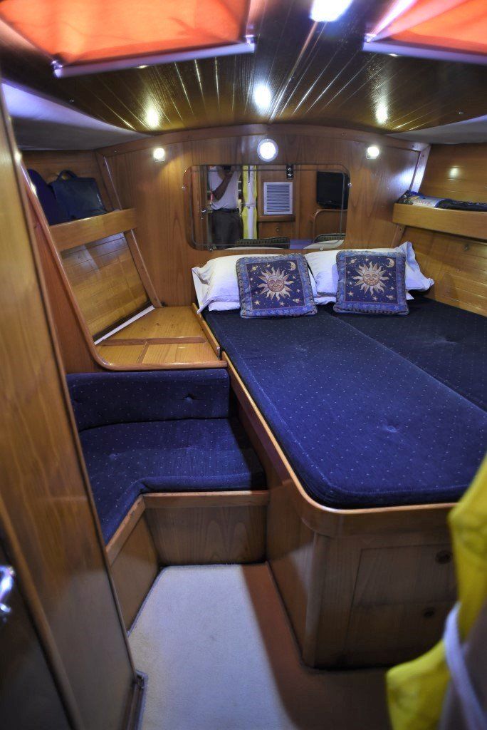 1995 Beneteau Oceanis 430 Sail Boat For Sale - www.lighthouseyachting.com