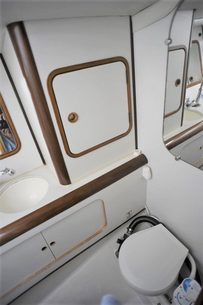 1995 Beneteau Oceanis 430 Sail Boat For Sale - www.lighthouseyachting.com