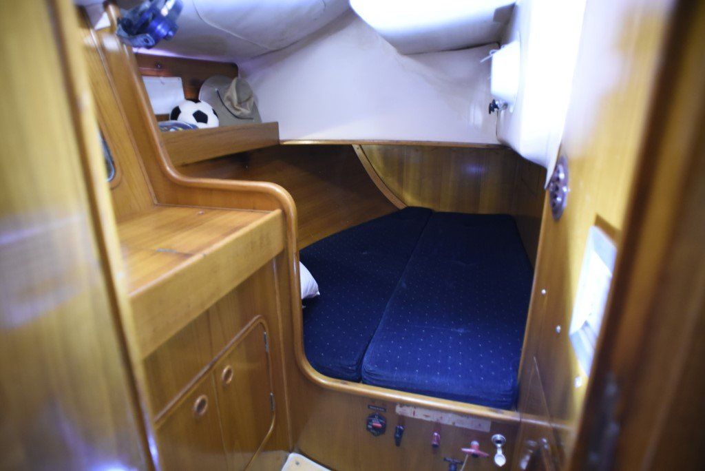 1995 Beneteau Oceanis 430 Sail Boat For Sale - www.lighthouseyachting.com