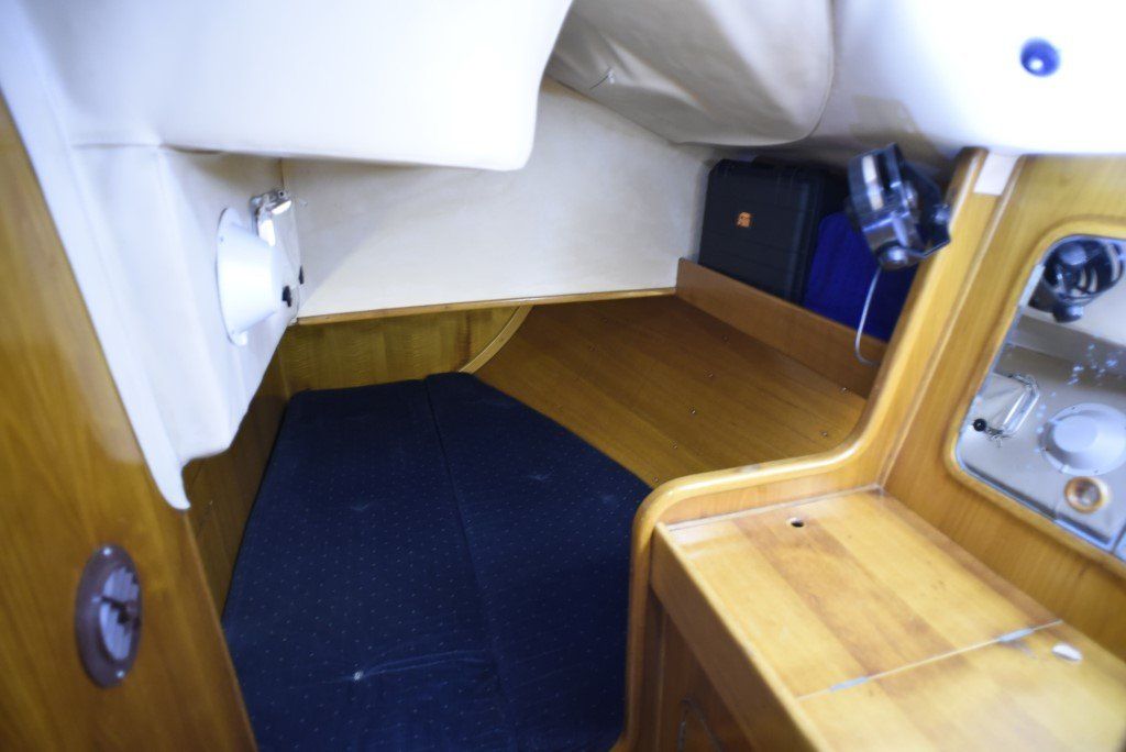 1995 Beneteau Oceanis 430 Sail Boat For Sale - www.lighthouseyachting.com