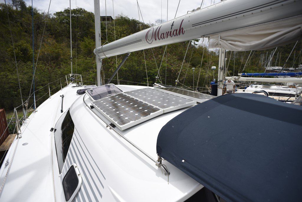 Elliot Tourer 1650 doghouse