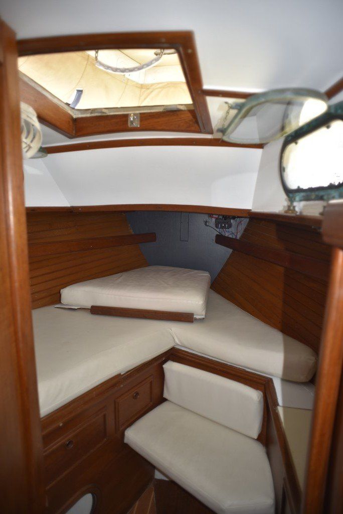 1981 Cape Dory 33 forepeak seat