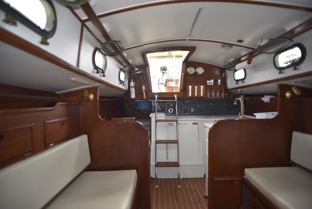 1981 Cape Dory 33 companionway steps