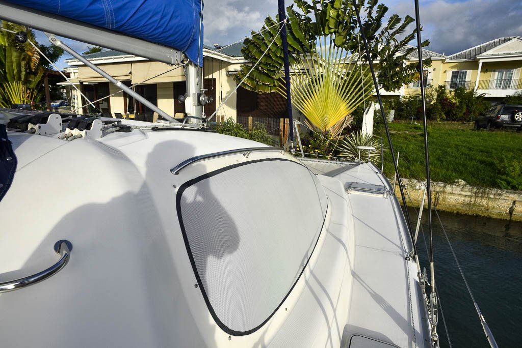 Leopard 40 catamaran side deck