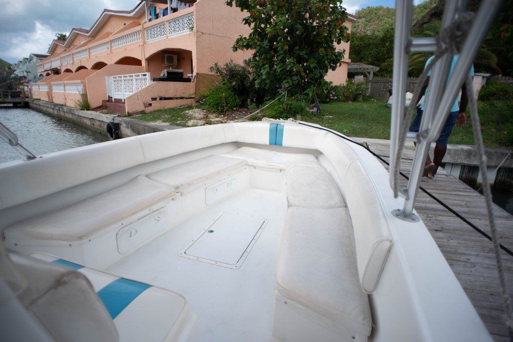 2010 Calypso 37 Deep V Power Boat For Sale - www.lighthouseyachting.com