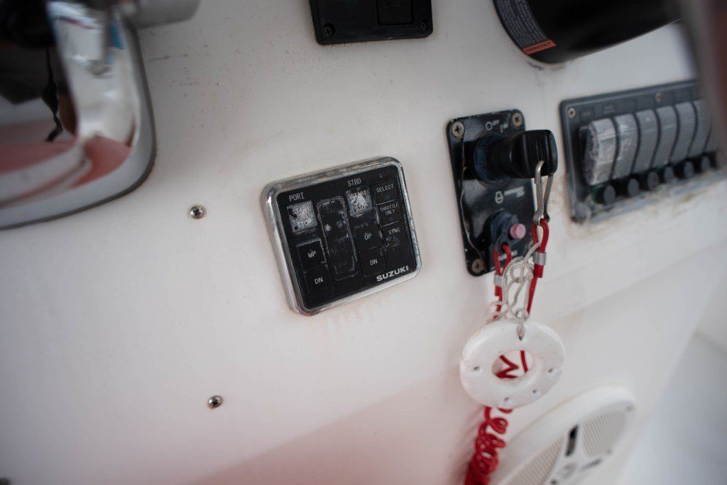 2010 Calypso 37 Deep V Power Boat For Sale - www.lighthouseyachting.com