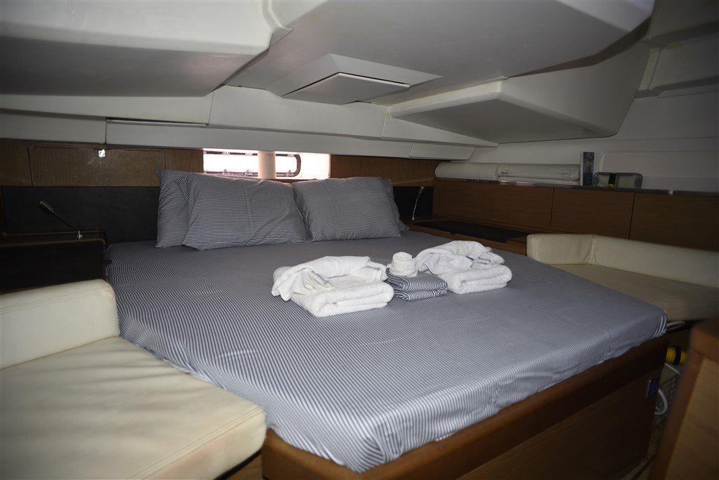 Jeanneau SO 41 DS Master Suit