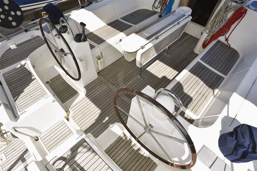 2004 Beneteau Oceanis 473 - Cockpit