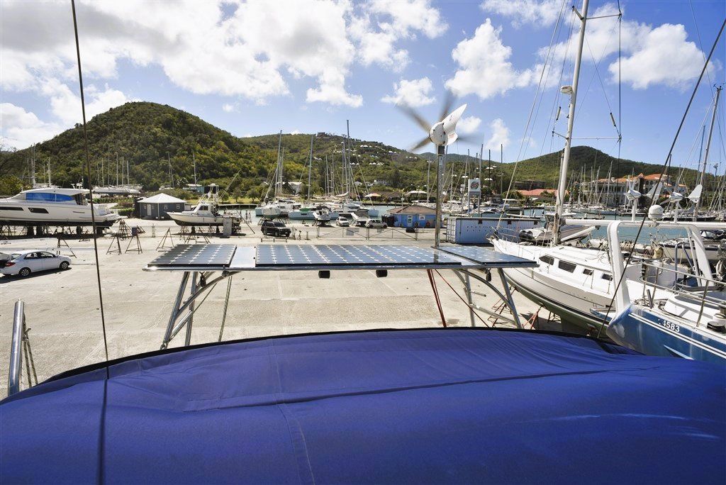 2004 Beneteau Oceanis 473 - Solar Panel