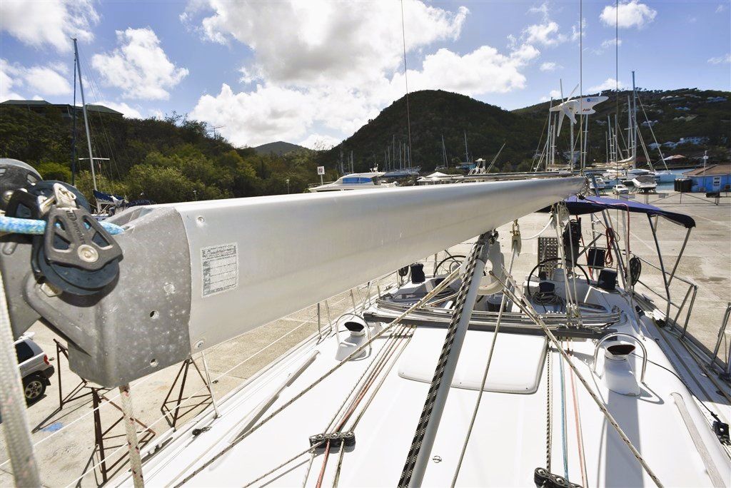 2004 Beneteau Oceanis 473 - Boom