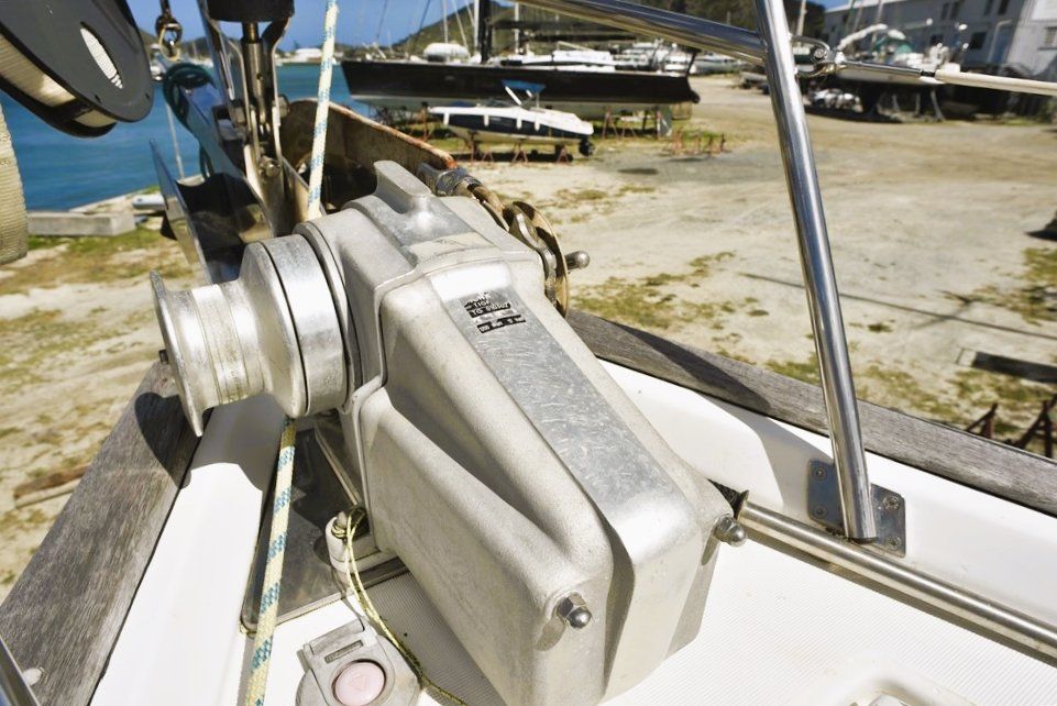 2004 Beneteau Oceanis 473 - Anchor