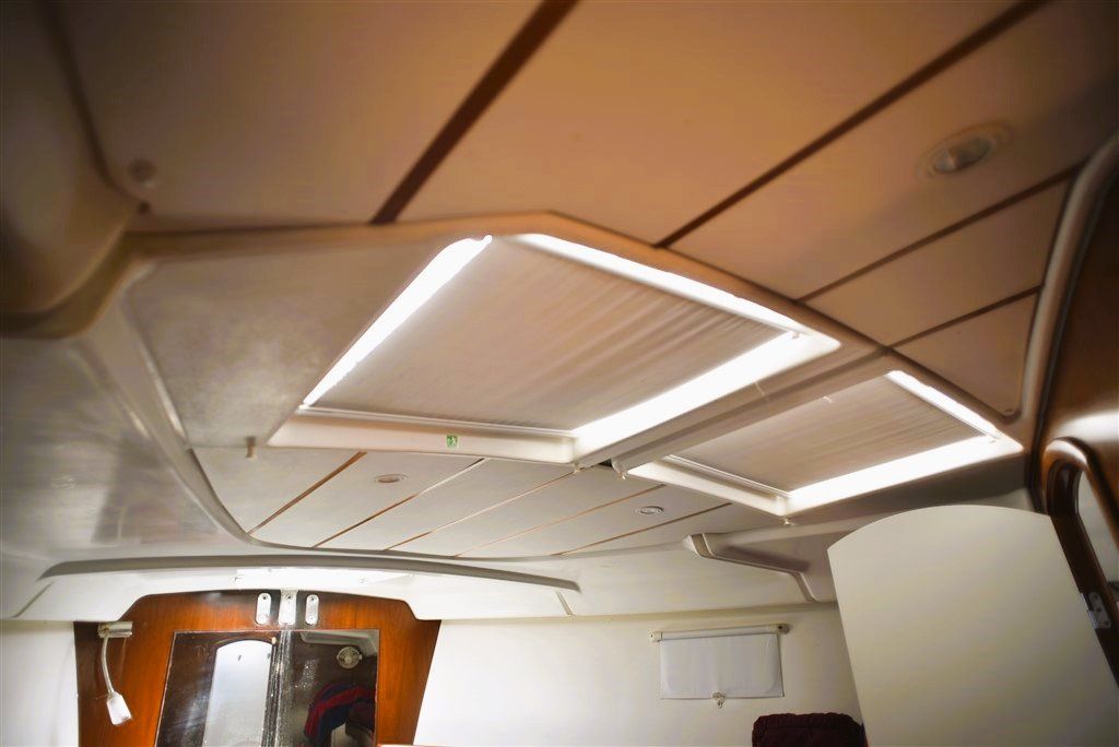 2004 Beneteau Oceanis 473 - Roof