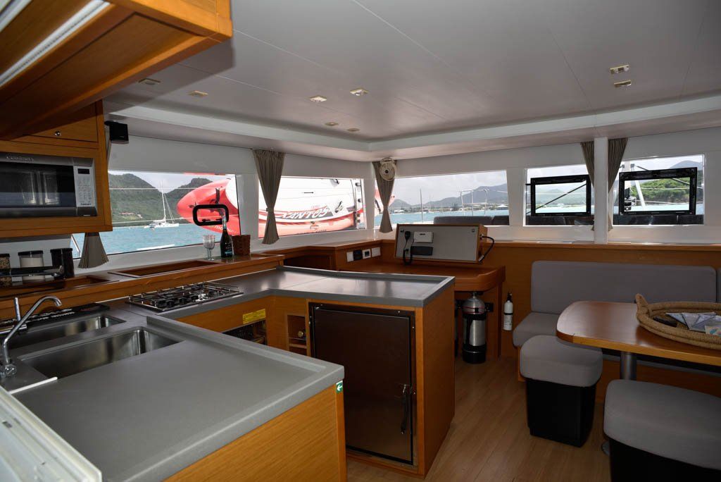 Lagoon 450F galley