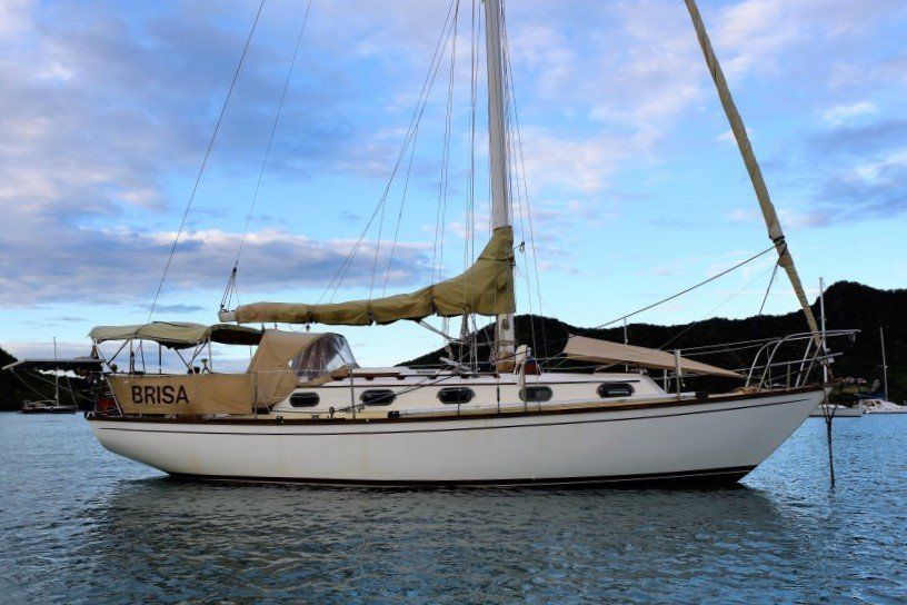 1981 Cape Dory 33 for sale in the Caribbean
