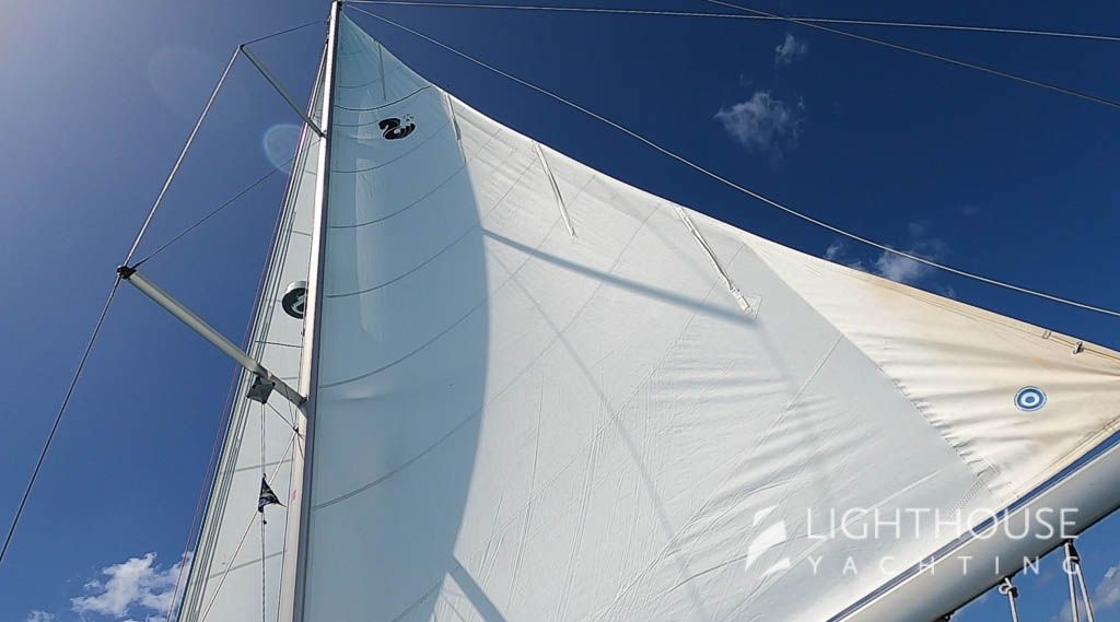 Beneteau Oceanis 45 sails