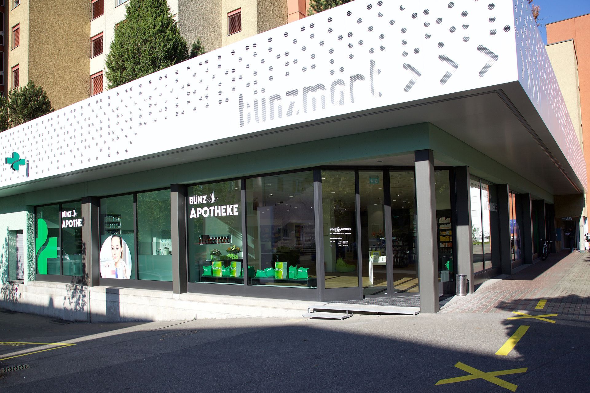 Bünz Apotheke Wohlen AG Aussenaufnahme