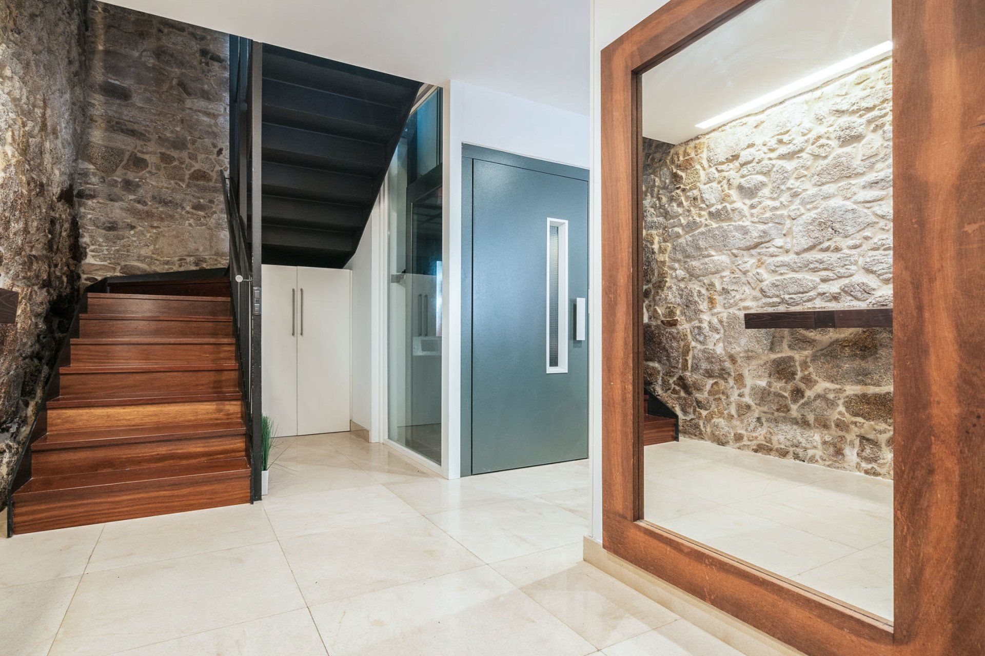 Inmobiliaria Coruna Galicia Piso Casa Chalet Venta Exclusivo Exclusiva bien ubicada Zona centro vistas playa orzan riazor