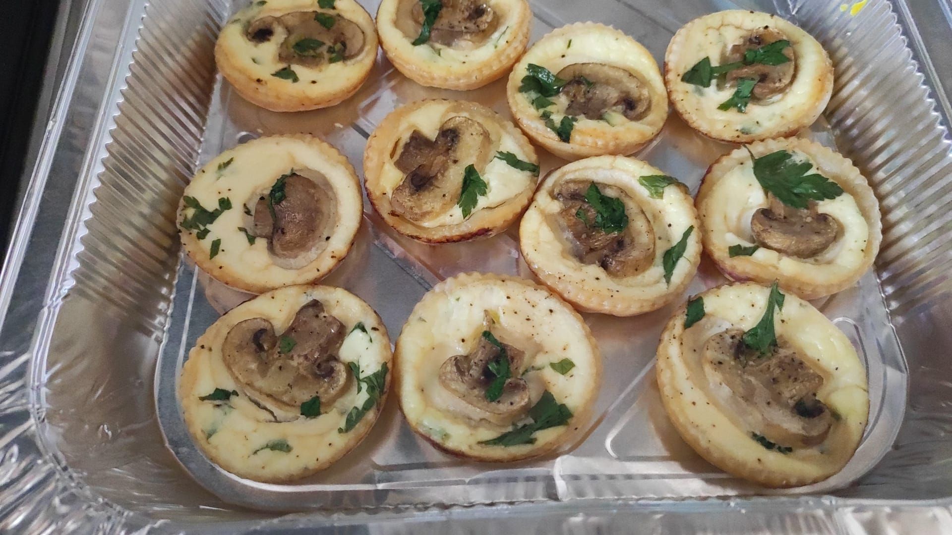 Catering artigianale di qualità a Genova
www.cateringagenova.it
Tel.3921267618