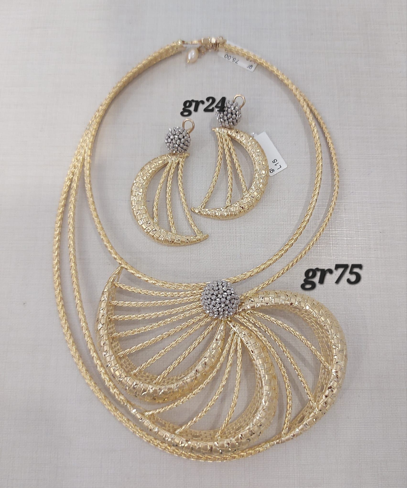PAURE 18 KT CON COLLANA E ORECCHINI