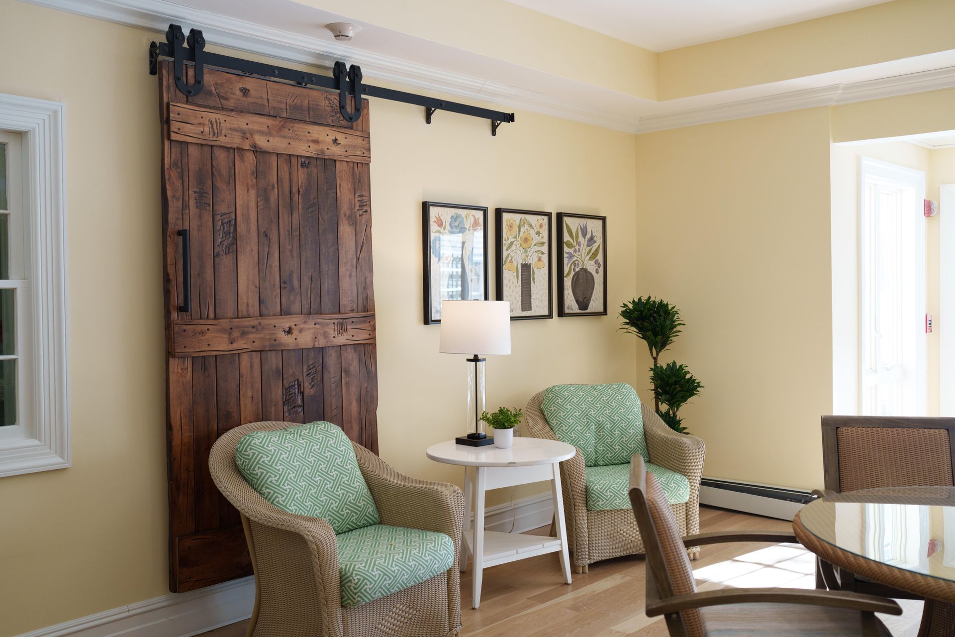 Mild Cognitive Impairment Explained: How Orchard Hill Supports Residents with MCI