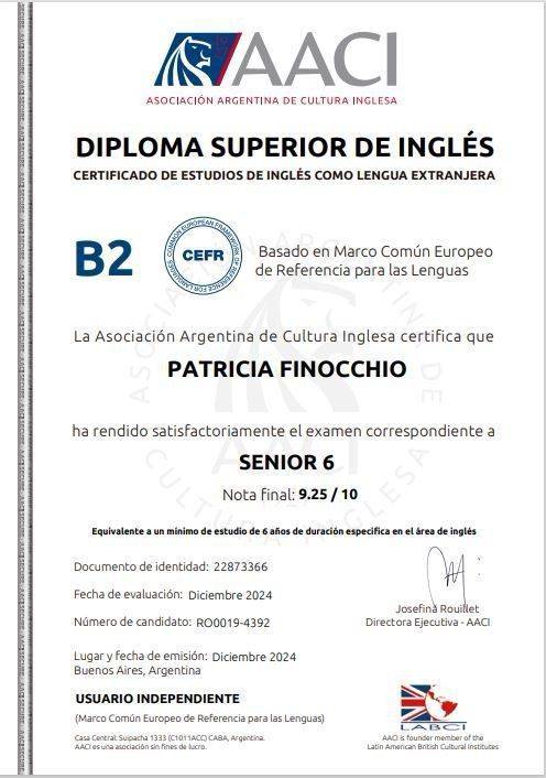 Certificado de acreditación AAACI para Avelna doo con encabezado azul y sello dorado.