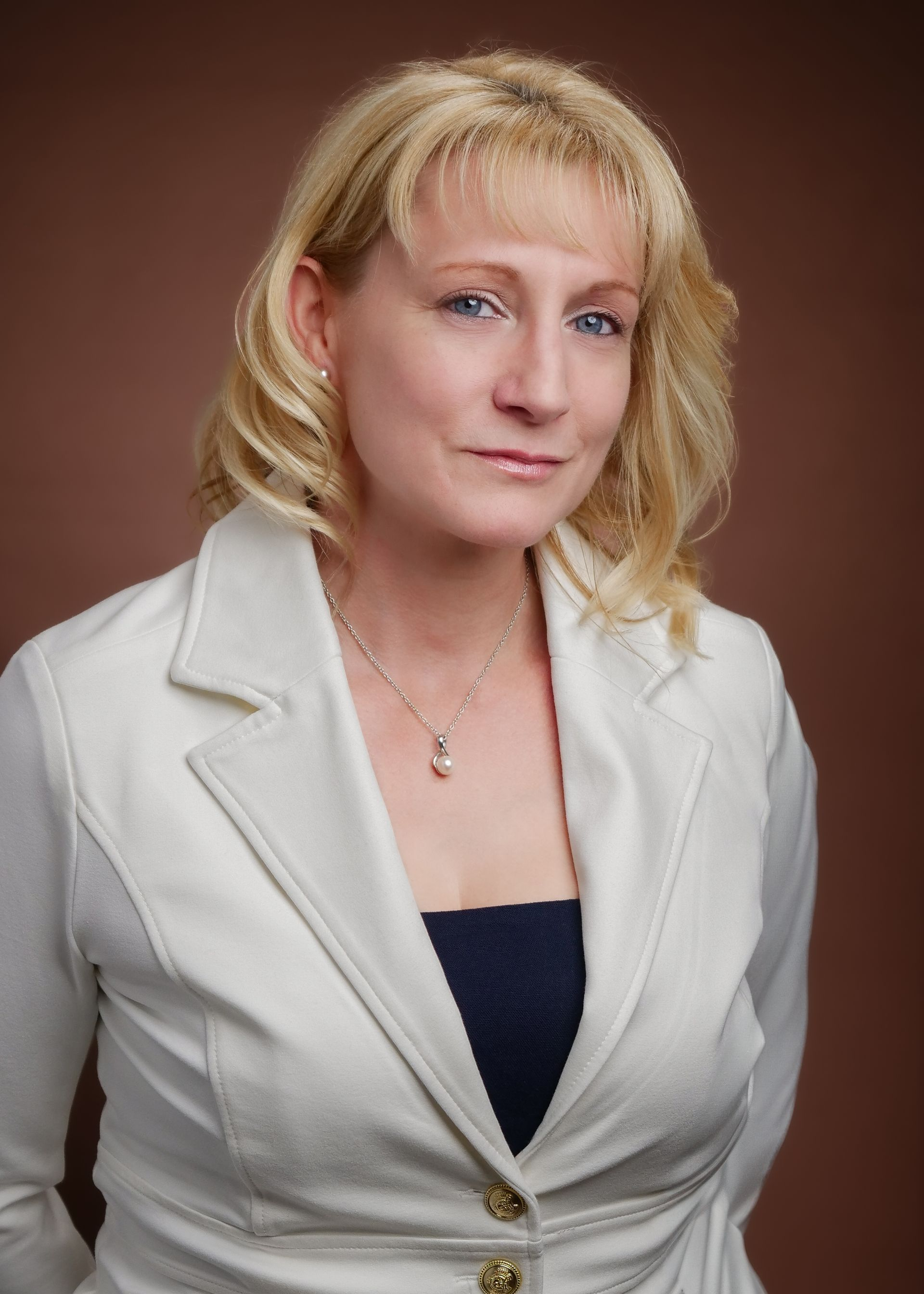  Dana Lewis, Recorder and Officer in Charge of Elections for Pinal County.