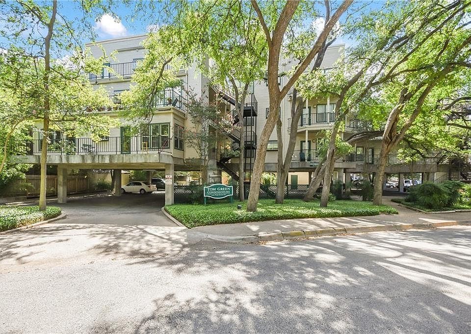 3115 Tom Green APT 204