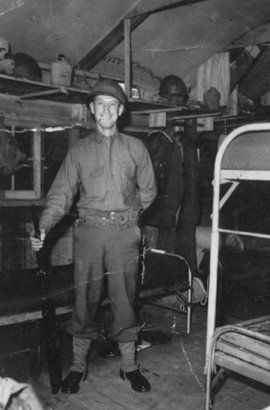 Damaged photo of a snappy solider — Newark, DE — Foto Doctor