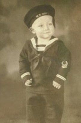 Damaged photo of a young boy — Newark, DE — Foto Doctor