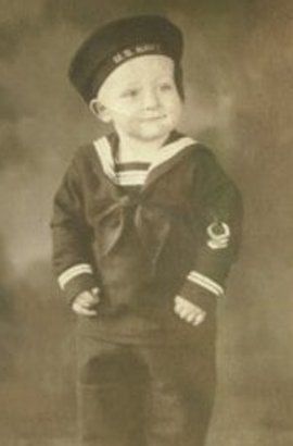 Restored photo of a young boy — Newark, DE — Foto Doctor