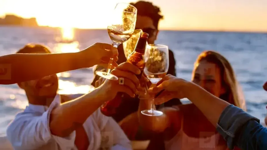 Group of friends on booze cruise Panama City Beach with Reel Groovy charter