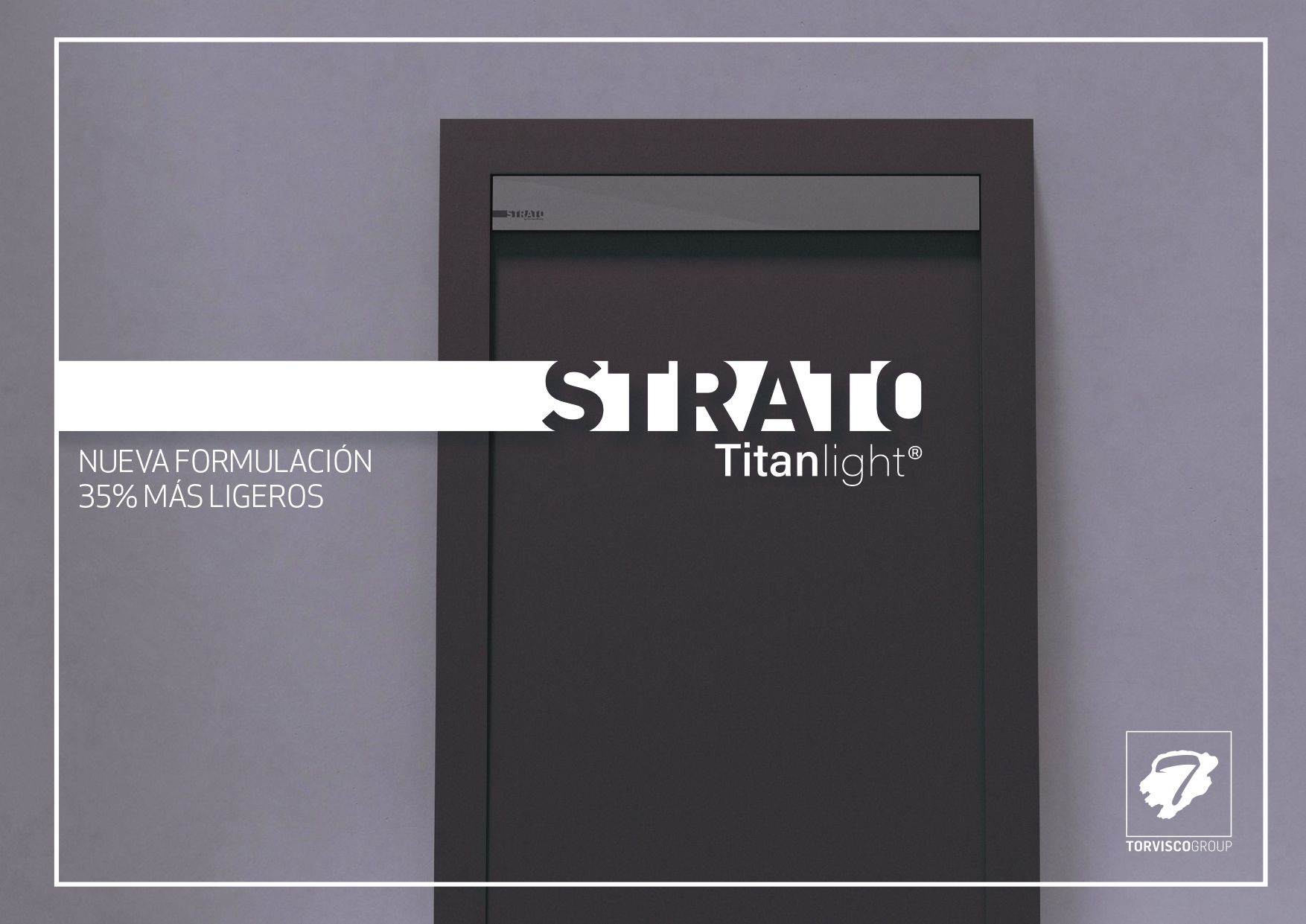 Una puerta negra con la palabra strato en ella
