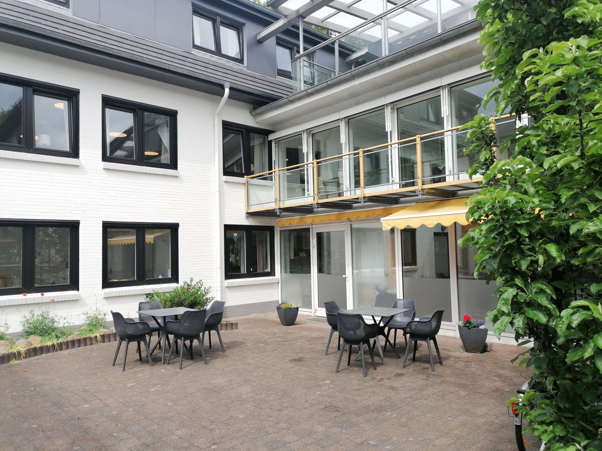 Verwaltung in der Villa Carolath