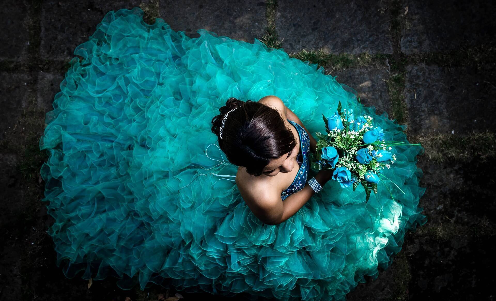quinceañera & sweet sixteen limo service