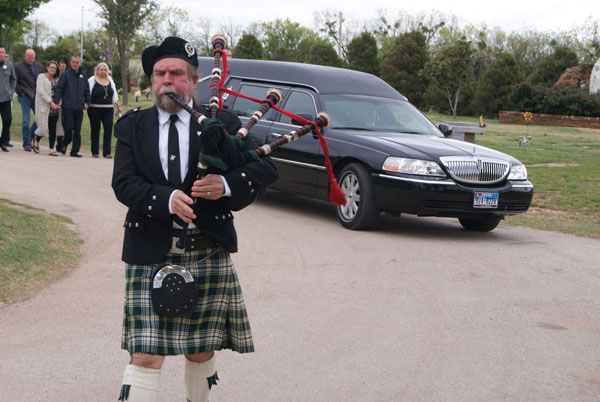 Elmwood Funeral Home & Memorial Park Personalized Services  Bagpipes
