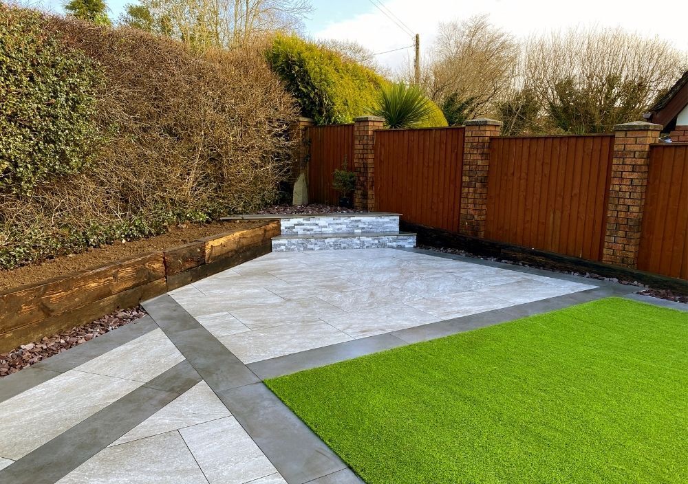 Driveways and Paving Nottingham completed landscaped garden