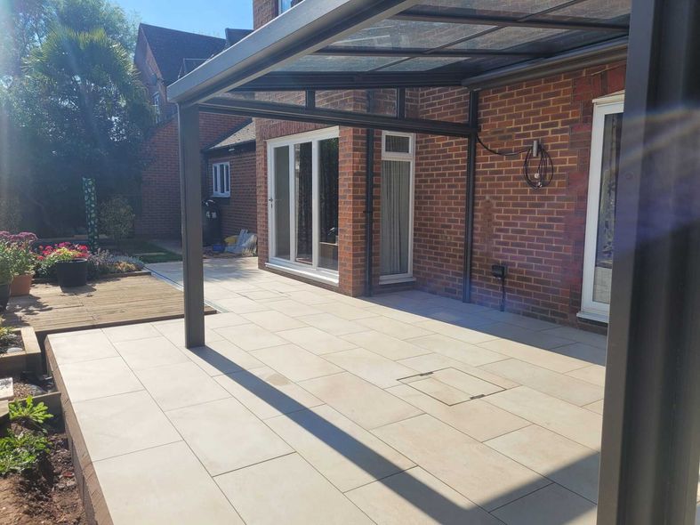 Driveways and Paving Nottingham porcelain paving with shelter
