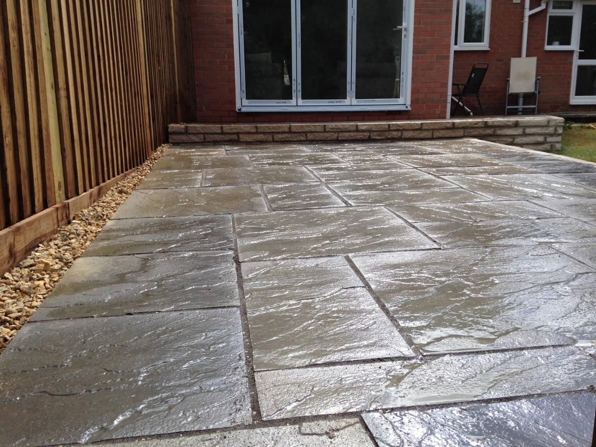 sandstone patio in Nottingham