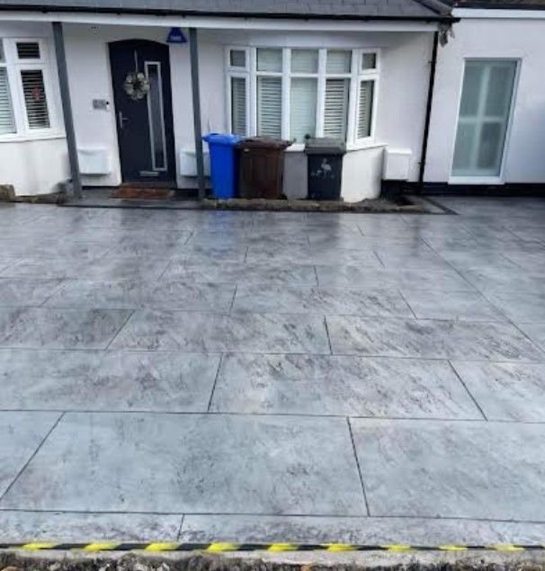 grey paving stone imprinted driveway in Hucknall, Nottingham